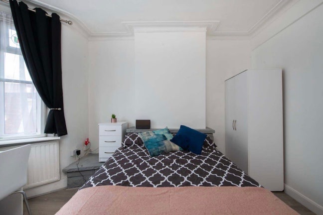 2 Rooms available in 📍Fernhill Street Main Photo