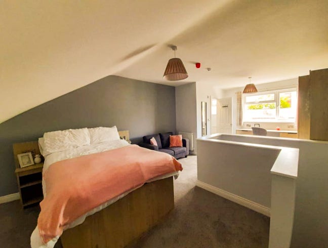 🚨  Custom Furniture Double En Suite🚨 Main Photo