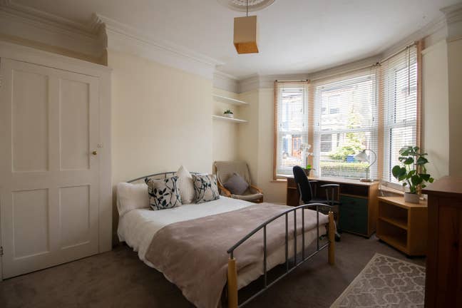 Spacious Double Room - Central Cambridge Main Photo
