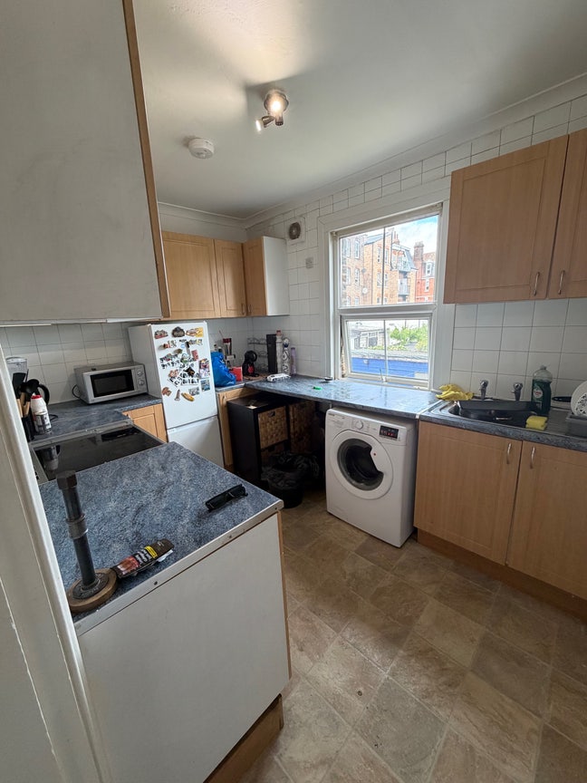 Spacious 2 Bed Flat – Manor House N4 – &pound;1,950 PCM Main Photo