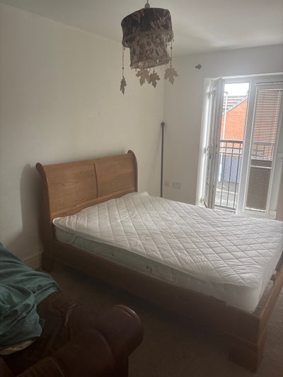 Short term let’s available, until mid November  Main Photo