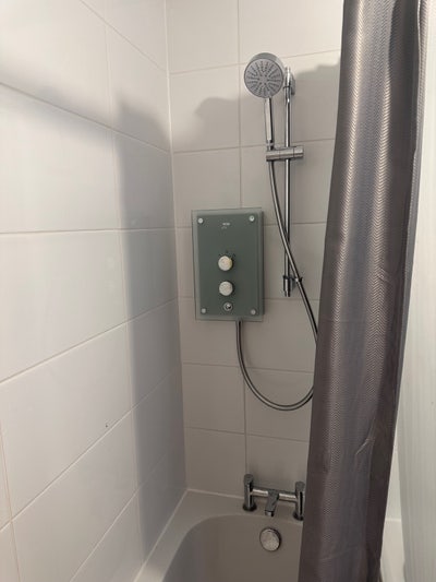 Room for rent in Westhoughton, BL5 Main Photo