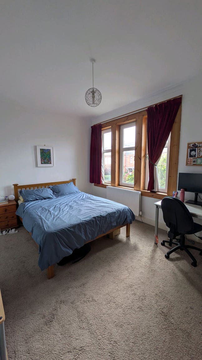 Large room in a 2 bed flat in Stockbridge  Main Photo