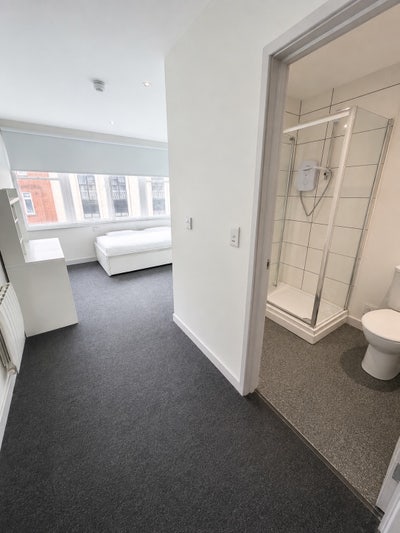 All en-suites & Studios very central Main Photo