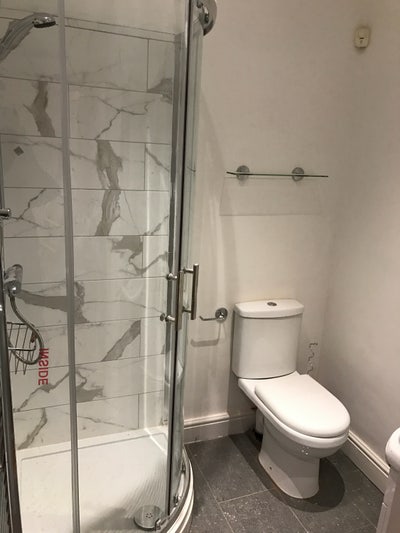 En-suite Bougie Bedroom & utility room/ storage  Main Photo