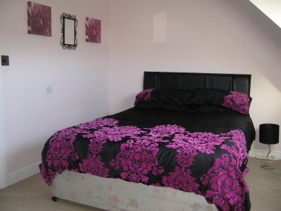 Large Double Bedroom for rent with en-suite Main Photo