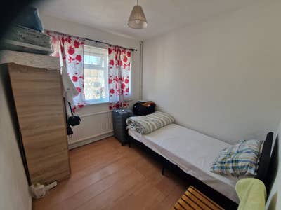 Single Room in Barking – Bills & Wi-Fi Included Main Photo