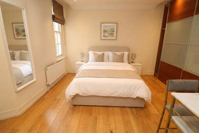 Stunning Property in A Premium Location - NW !  Main Photo