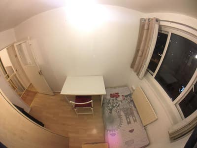 Affordable Single Room  Main Photo