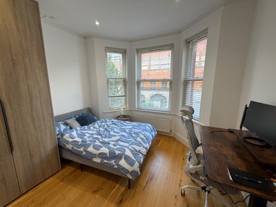 Spacious West Hampstead En Suite &pound;1150pcm Main Photo
