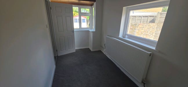 Brand-New Ground-Floor Room | Bills Included &pound;700 Main Photo