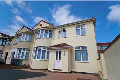 2 Double Rooms available in Large Bedminster House Main Photo