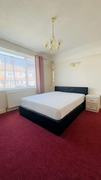Double Room to Rent – DA16 3LS Main Photo