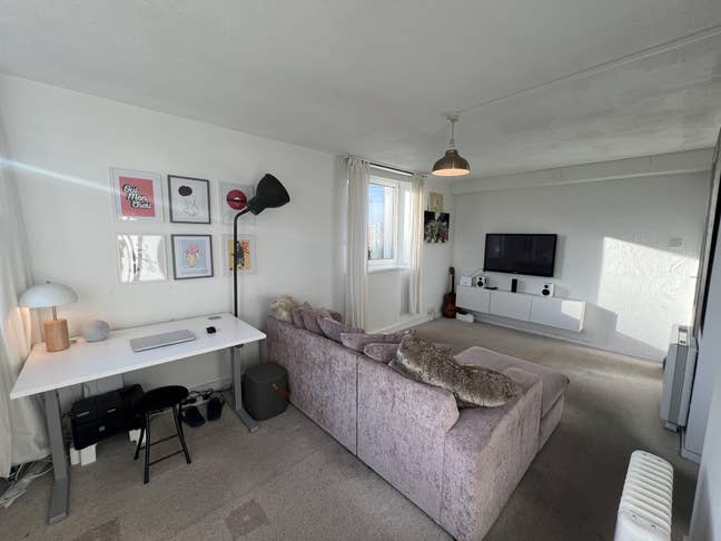 Furnished 2-Bed Manchester Apartment - &pound;1,200 pcm Main Photo