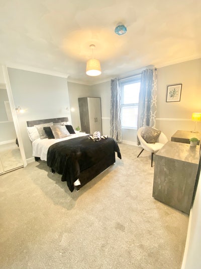 Large Room in a 4 Bed House in Centre of Golborne Main Photo