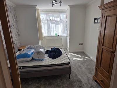 Room to rent in a quiet 2-bedroom bungalow Main Photo