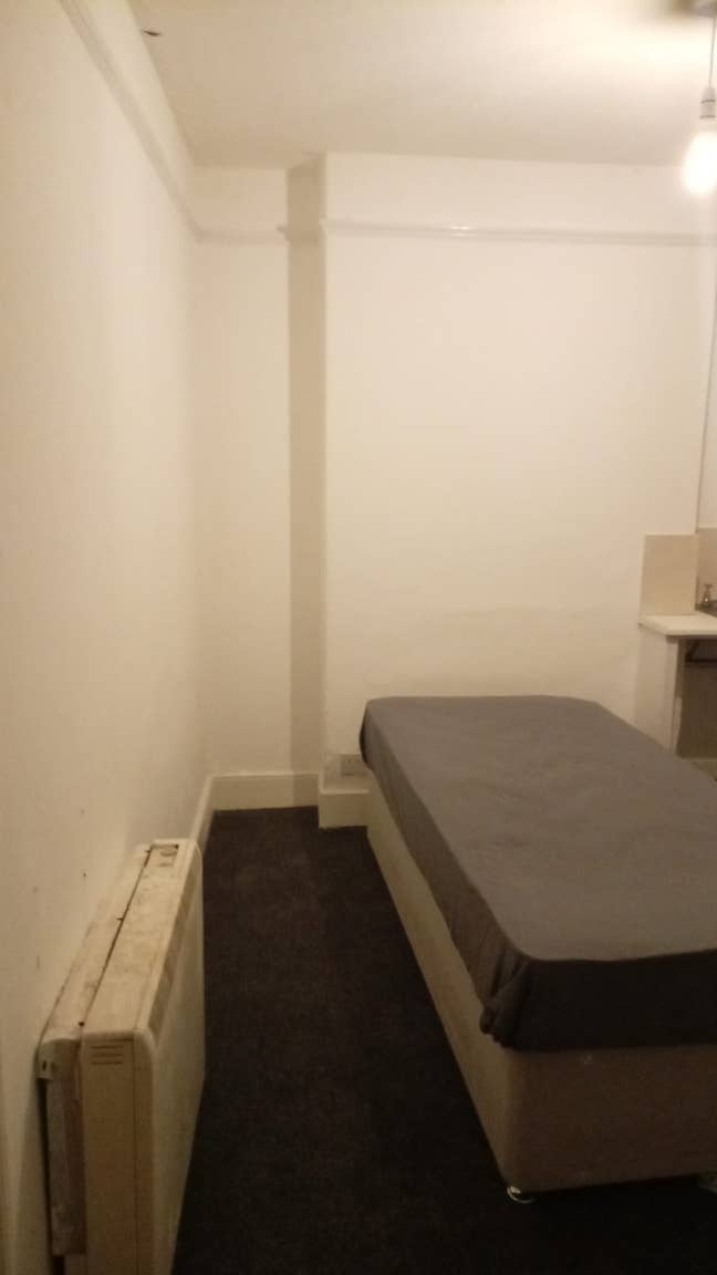 Double Room to Let Main Photo