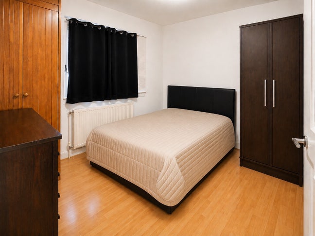 One double room available for rent Main Photo