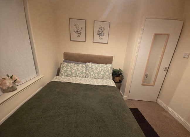 Single room (free exchange for childcare)  Main Photo