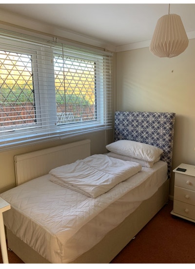 Large single room in Shared House Main Photo