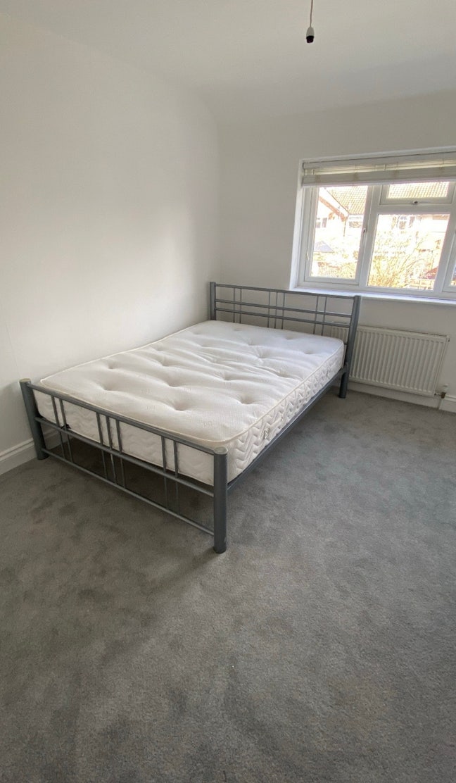 Two Double Bedroom House in Harlow Main Photo