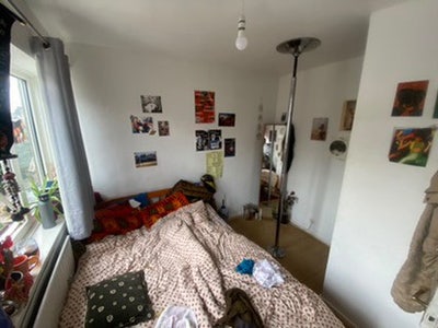 Single room in bethnal green  Main Photo