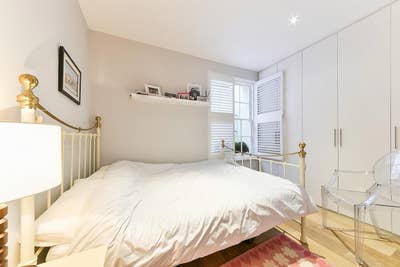 Double en-suite room to rent - Clapham Old Town Main Photo