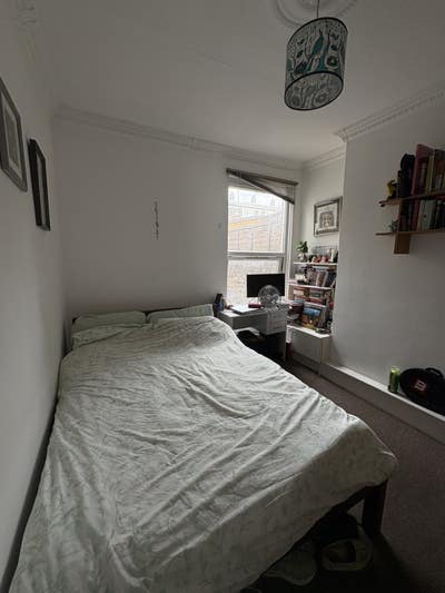Double room in Poplar terraced house Main Photo