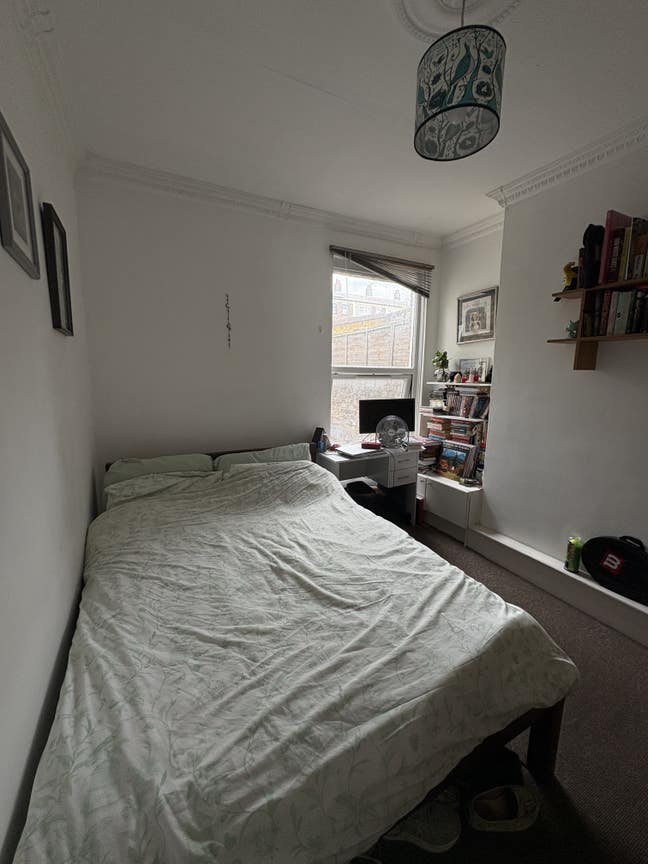 Double room in Poplar terraced house Main Photo