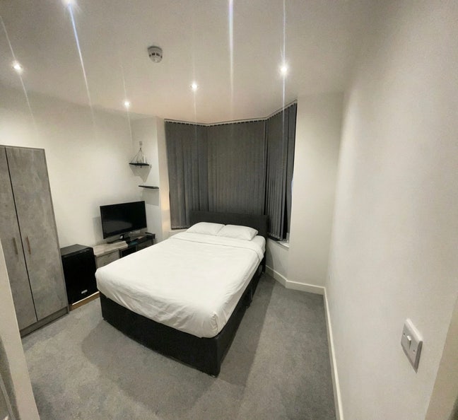 En-suite, all bills inclusive Main Photo