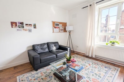 Modern Luxurious Apartment- Hackney  Main Photo