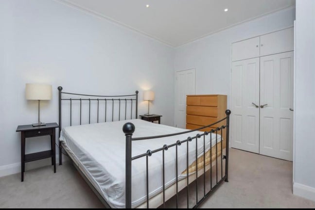 2 week sublet available in south kensington Main Photo