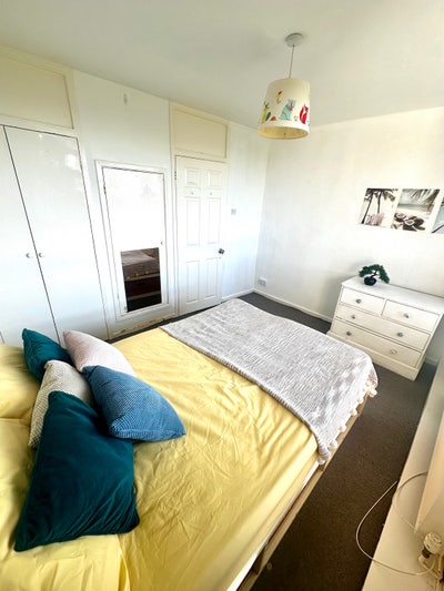 Bright Double Room-Roehampton SW15 Main Photo