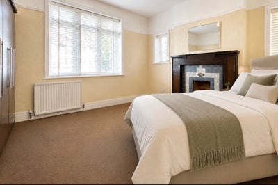 Double room to rent in desirable Queens Park Main Photo