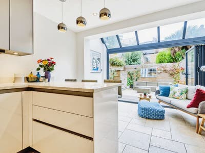 Beautiful 4-bed, 3 bathroom house Wimbledon Main Photo