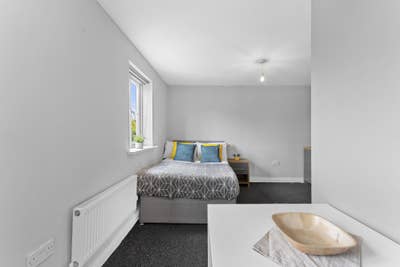 Stunning Studio In Sugar Way! (PE2) 😻 Main Photo