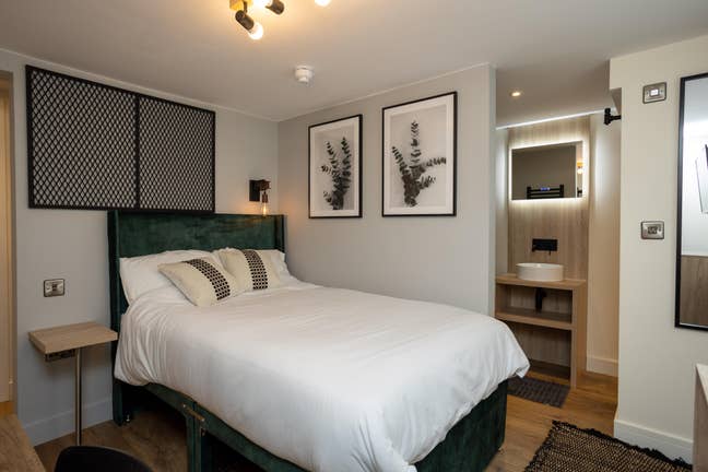 🔥 Beautiful En-suite Room | Central Maidstone Main Photo