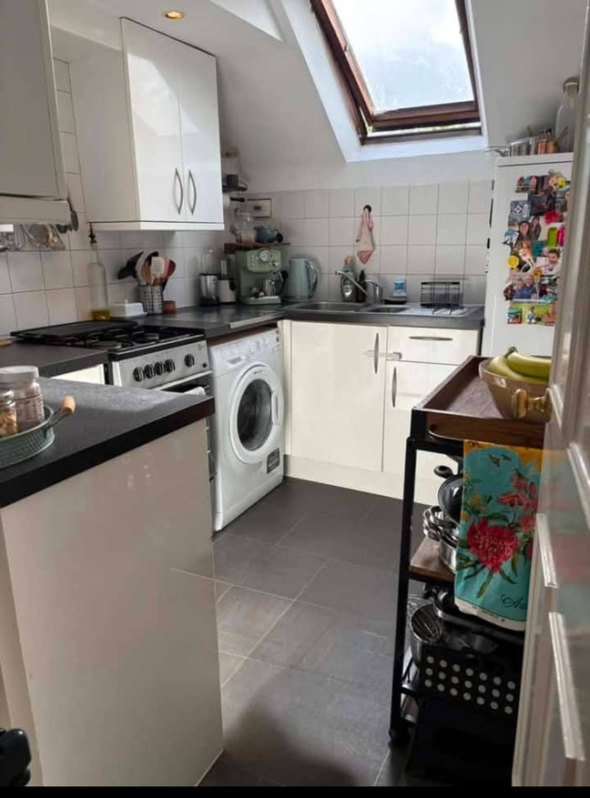Lovely 2 bedroom flat available  Main Photo