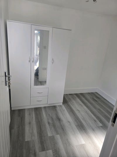 Room for rent Southall  Main Photo
