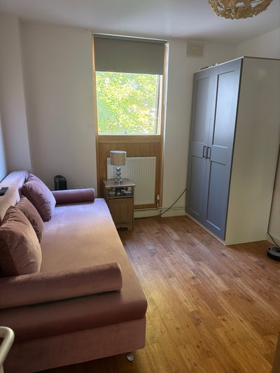 Double room for single person   Main Photo