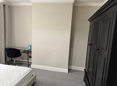 Double Room to Rent in Modern Furnished Apartment  Main Photo
