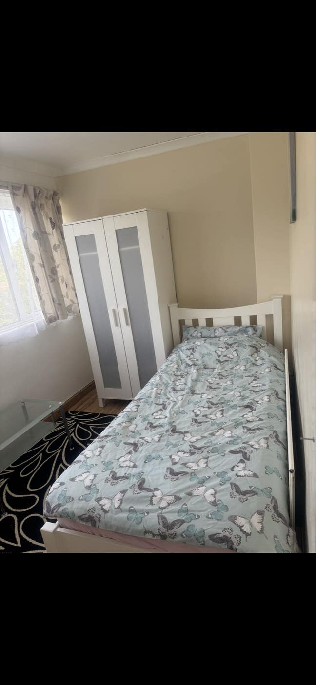 Furnished double en suite room for rent  Main Photo
