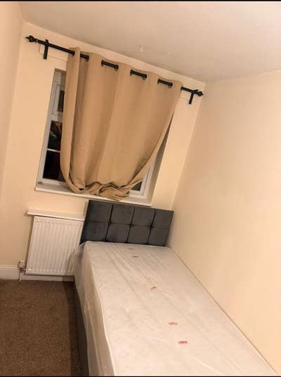 Large Single  Room  to  Let  –  Croydon  CR0  Main Photo