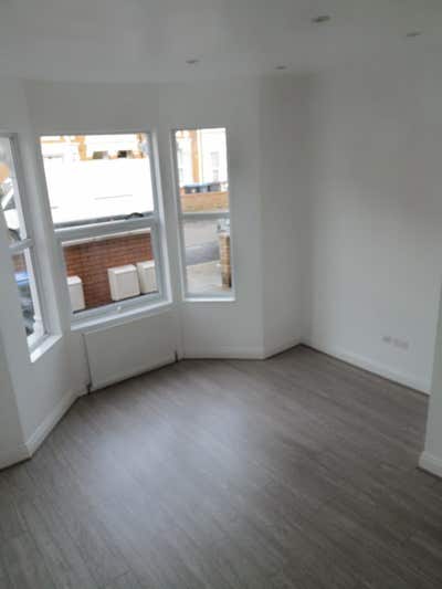 Spacious Double Room – NW10 9JS-All Bills Included Main Photo