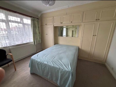Spacious Double room for one Person - SE7 Charlton Main Photo