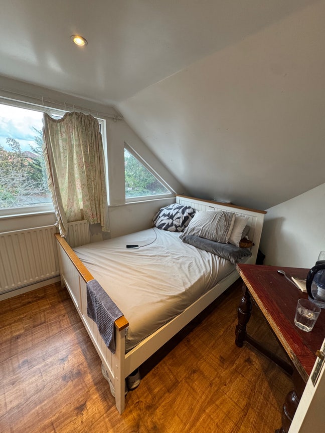 Double Room in Wembley Park Main Photo