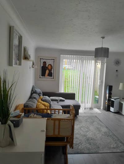 2 Bedroom Terraced House Main Photo