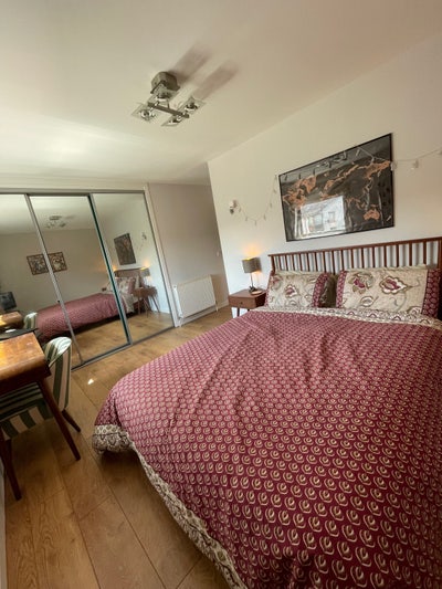 Double Room with Private Bathroom Main Photo