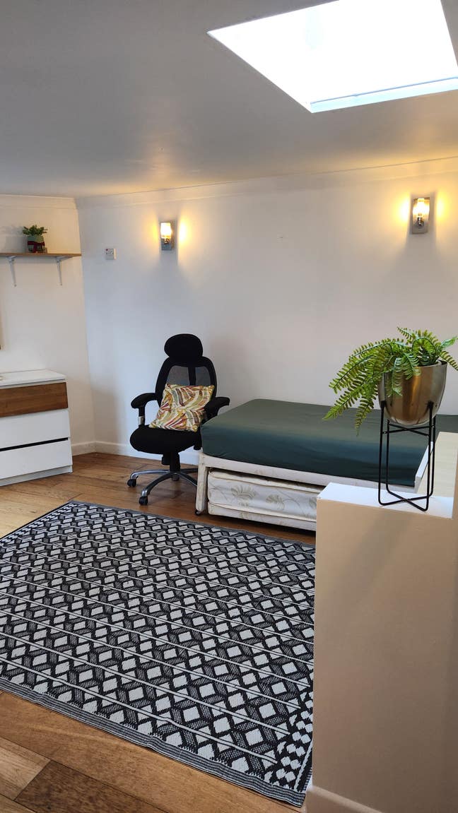 Double room tranquil house Main Photo