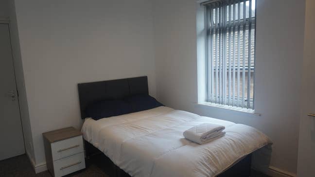  Double Room Available in Pensnett - DY5  Main Photo